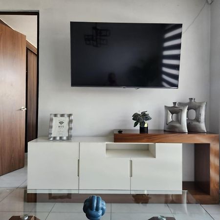 Departamento Nuevo Y Centrico Con Ambiente Familiar En Guadalajaraアパートメント エクステリア 写真