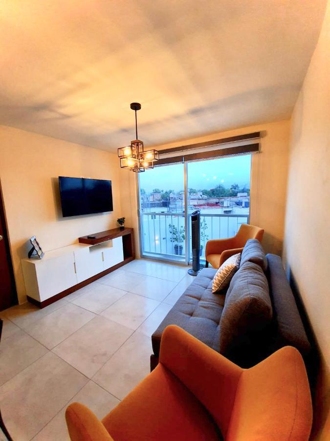 Departamento Nuevo Y Centrico Con Ambiente Familiar En Guadalajaraアパートメント エクステリア 写真
