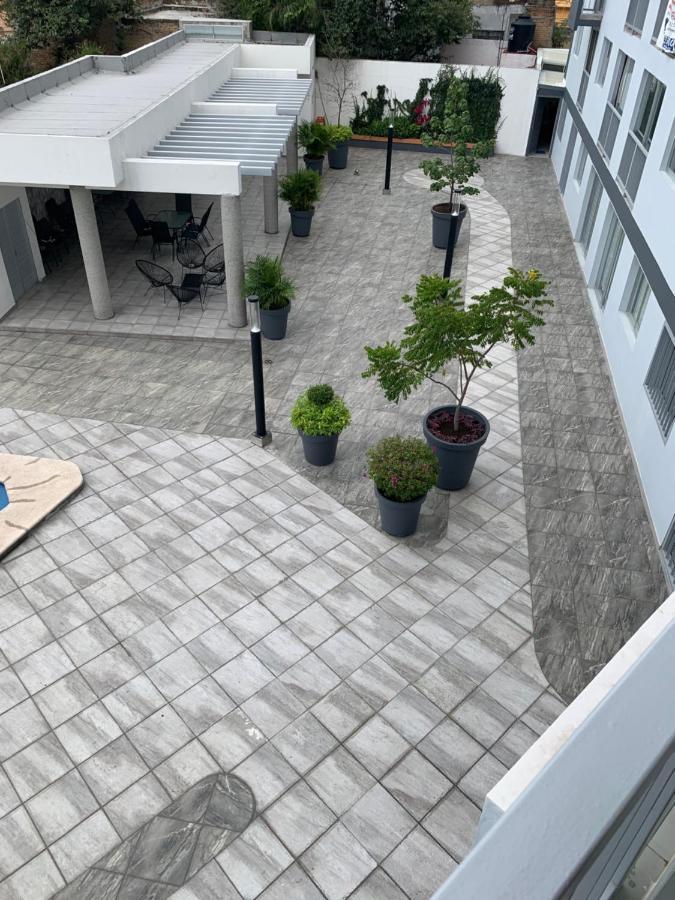 Departamento Nuevo Y Centrico Con Ambiente Familiar En Guadalajaraアパートメント エクステリア 写真