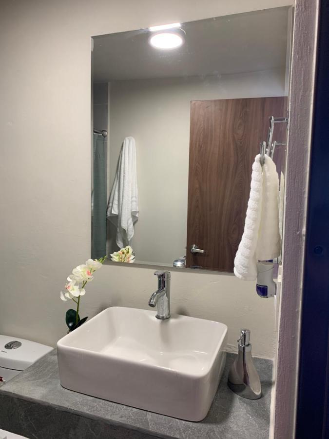 Departamento Nuevo Y Centrico Con Ambiente Familiar En Guadalajaraアパートメント エクステリア 写真