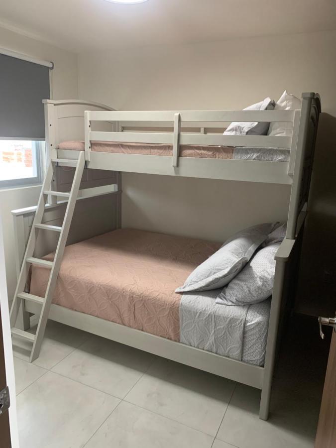 Departamento Nuevo Y Centrico Con Ambiente Familiar En Guadalajaraアパートメント エクステリア 写真